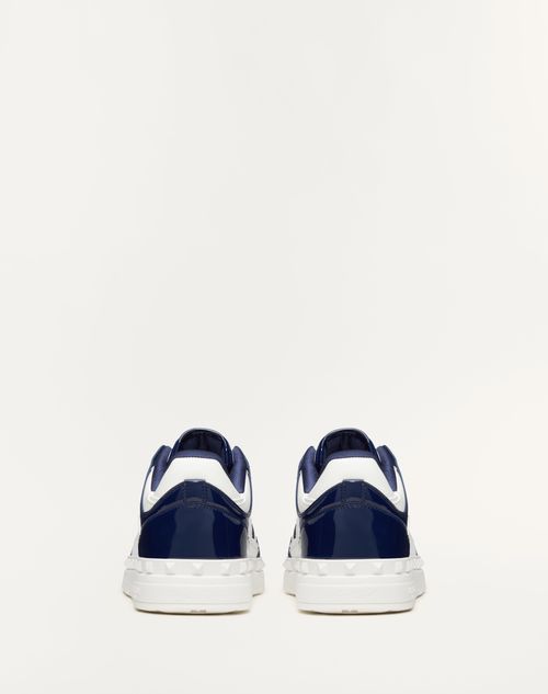 Valentino ZAPATILLA FREEDOTS DE CAÑA BAJA HECHA DE CHAROL