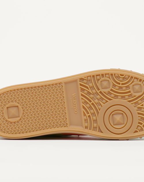 Valentino ZAPATILLA UPVILLAGE DE CAÑA BAJA HECHA DE SERRAJE Y NAILON