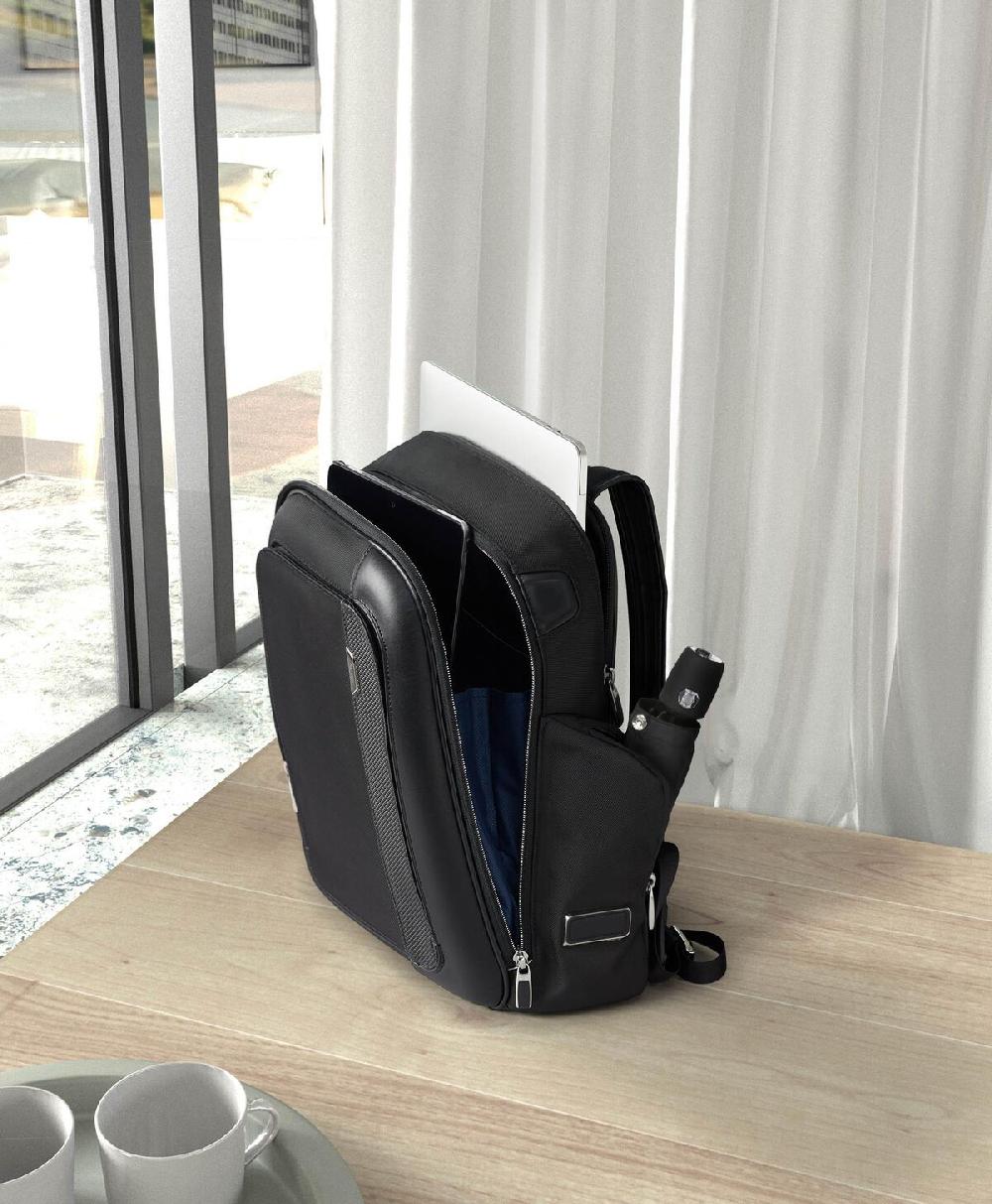 Tumi Arrivé Mochila Larson