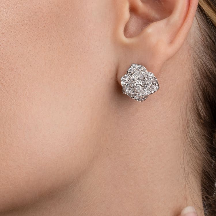 Piaget Piaget Rose earrings