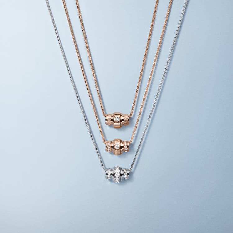 Piaget Possession Pendant