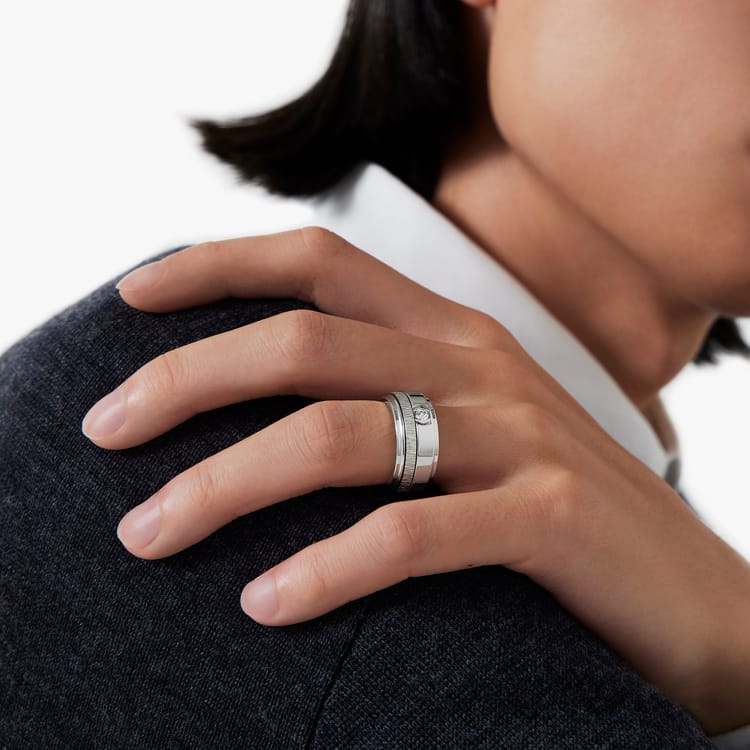 Piaget Possession Ring