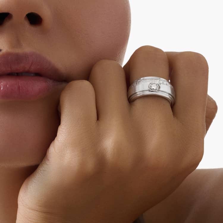 Piaget Possession Ring
