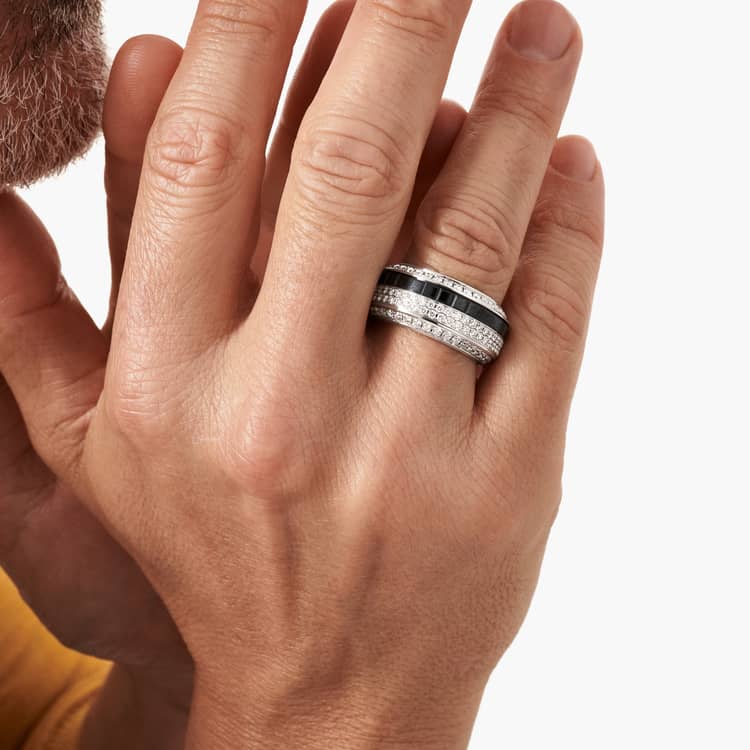 Piaget Possession Ring