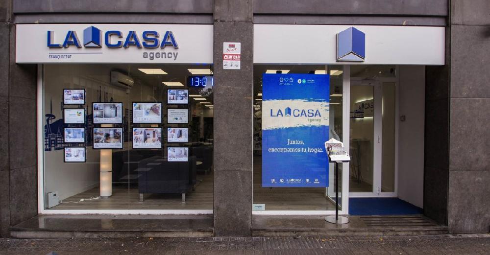 Mimub Cinco Errores Comunes al Firmar un Alquiler Bajo la Nueva Ley de Vivienda Según La Casa Agency