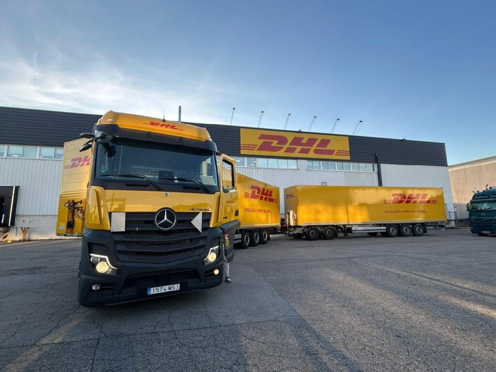 Mimub DHL Freight España Añade Dos Vehículos DÚO para el Transporte de Grupaje entre Madrid y Barcelona