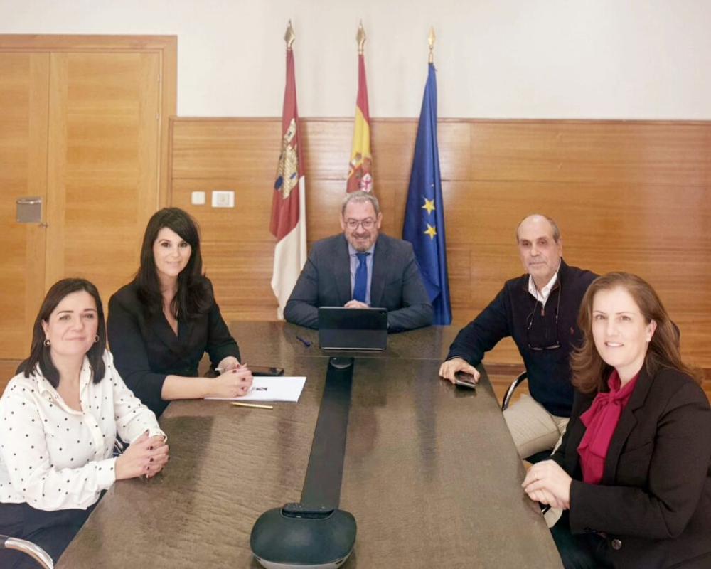 Mimub Encuentro de la Nueva Junta de Gobierno de COSITAL Toledo con la Junta de Comunidades