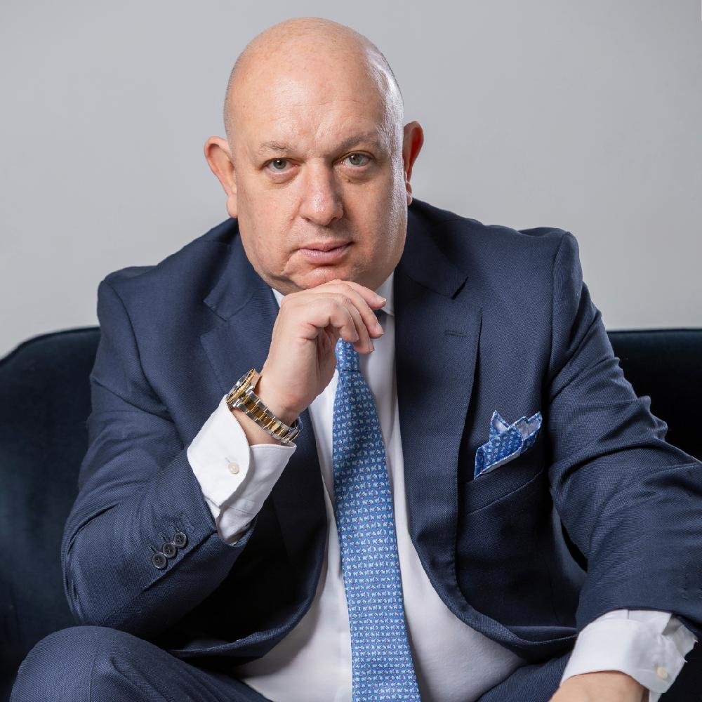 Mimub Juan Pablo Sánchez Gasque y Black Star Group: Pioneros en la Revolución de la Energía Sostenible