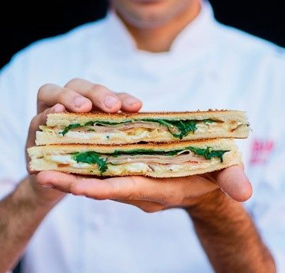 Mimub La Bikineria: Innovación y Liderazgo en el Sabor del Bikini en 2025