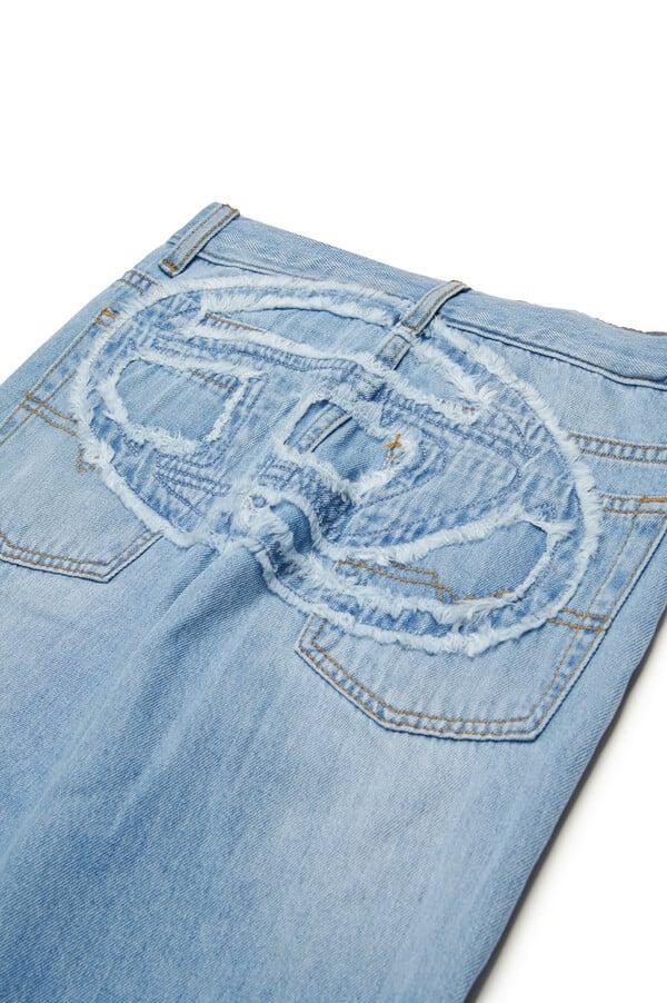 Diesel 2001 D-macro-j