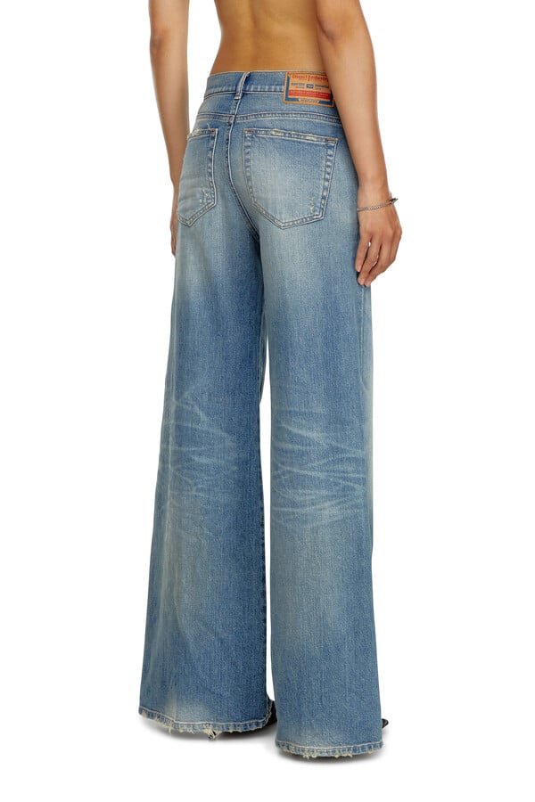 Diesel Flare Jeans 1978 D-akemi 09j44