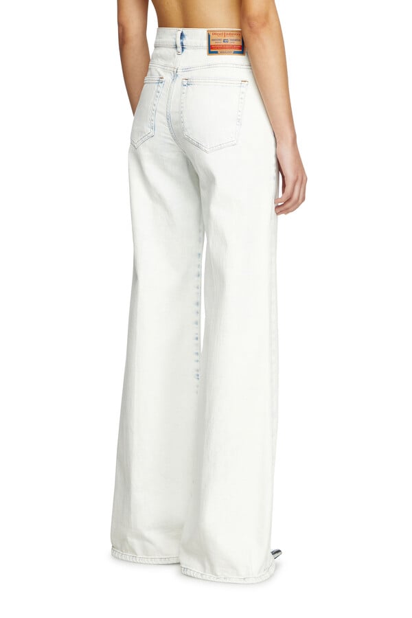 Diesel Flare Jeans 1978 D-akemi 09l33