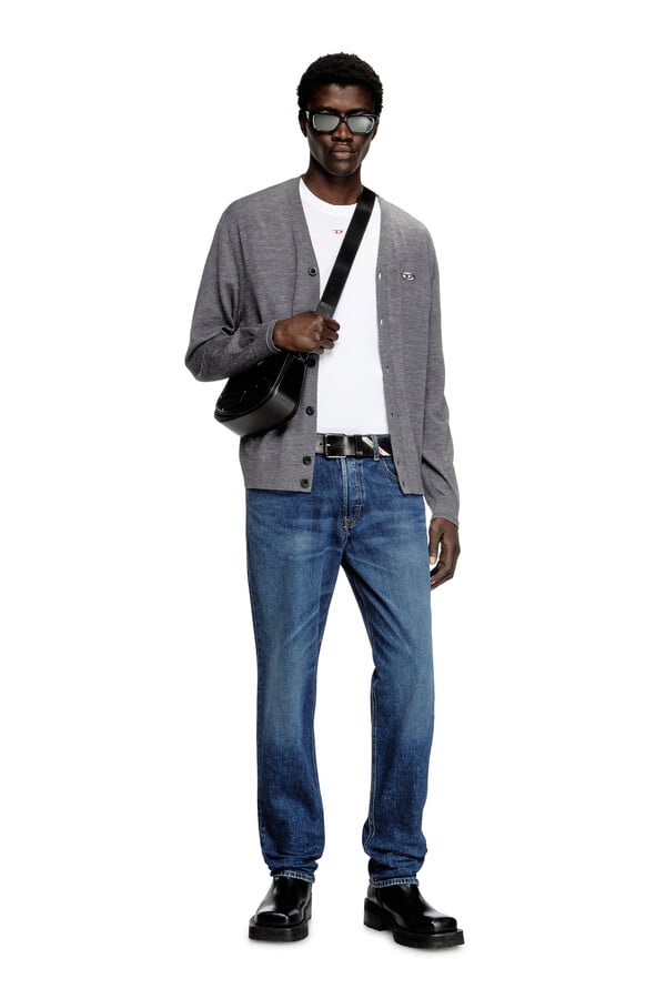 Diesel regular jeans 2023 d-finitive 09l21