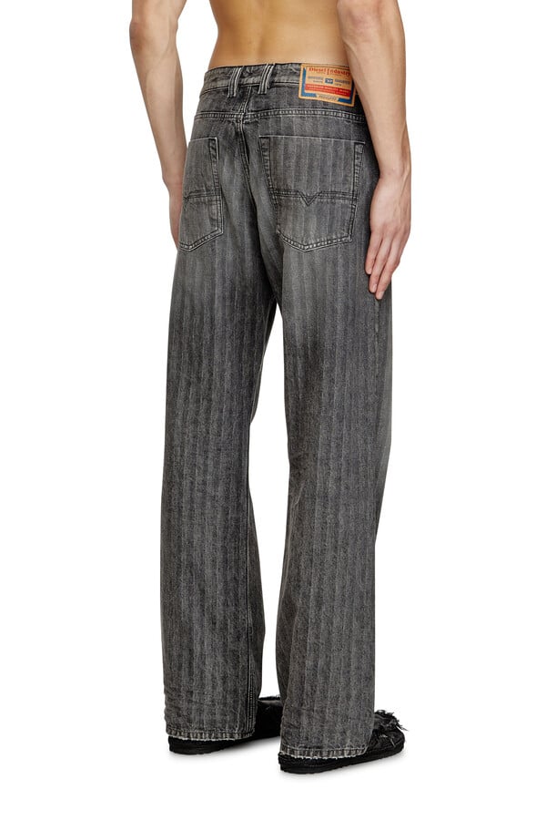 Diesel Relaxed Jeans 1980 D-eeper 09l59
