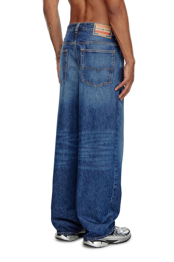 Diesel Relaxed Jeans 2001 D-macro 09i27