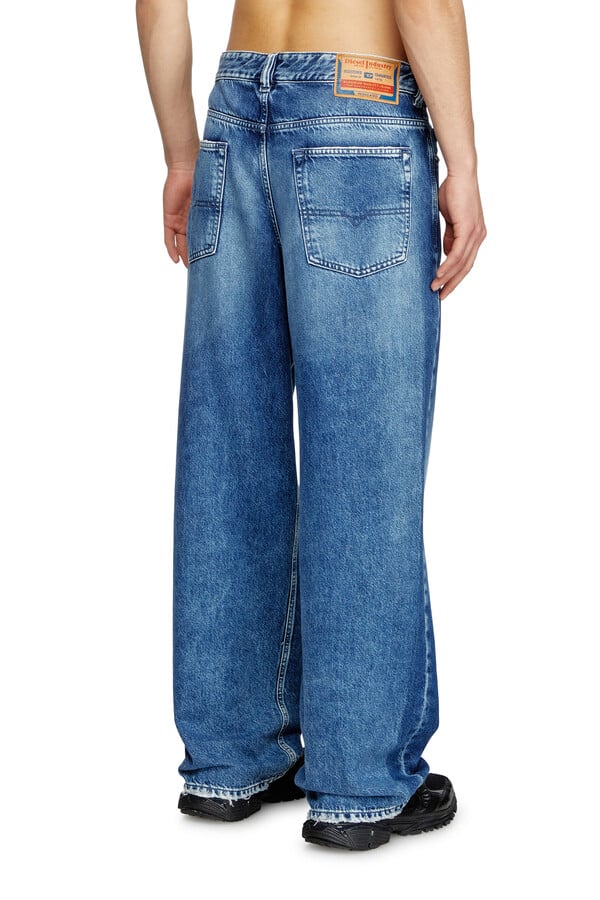 Diesel Relaxed Jeans 2001 D-macro 09l48