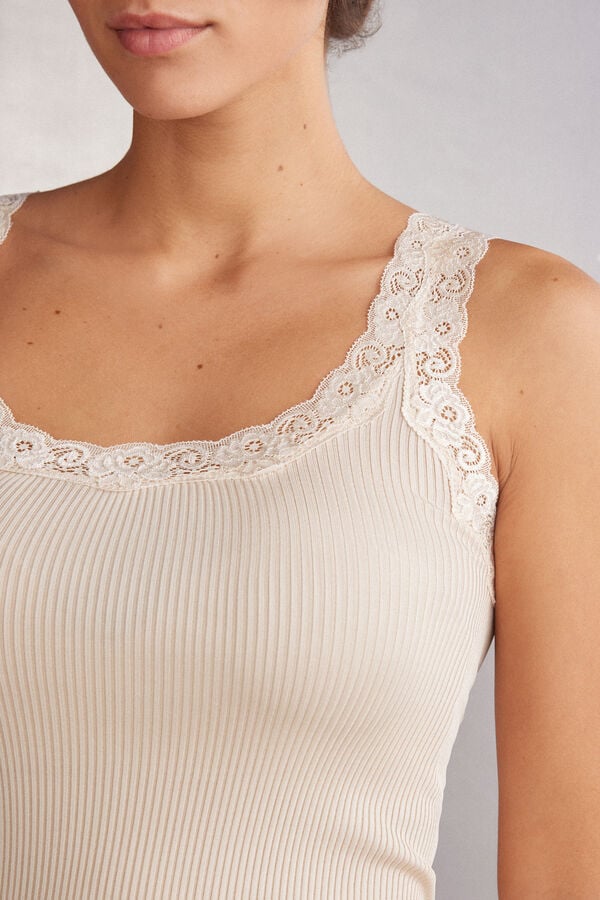 Intimissimi Camiseta de tirantes en seda con escote de encaje
