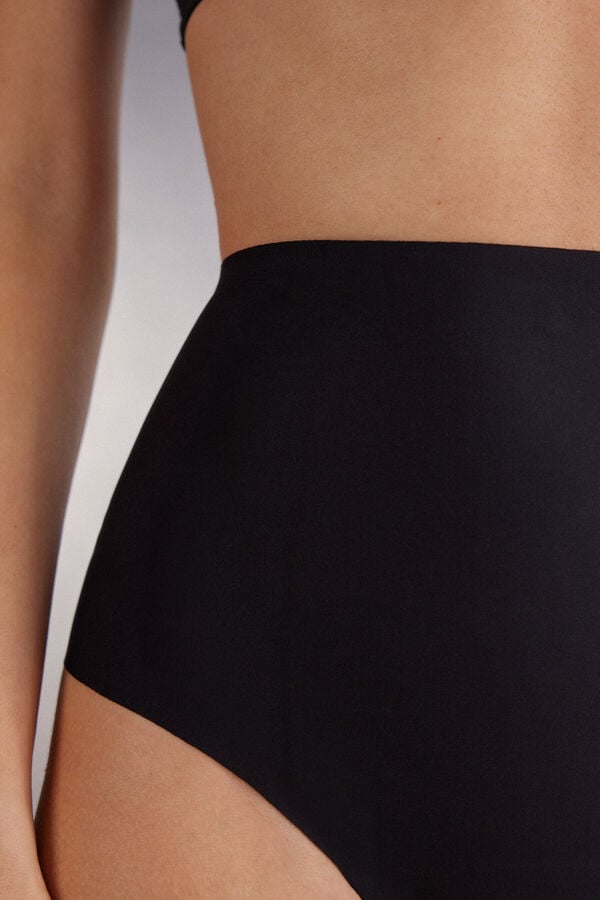 Intimissimi Culotte Brasileño de Microfibra Sin Rematar