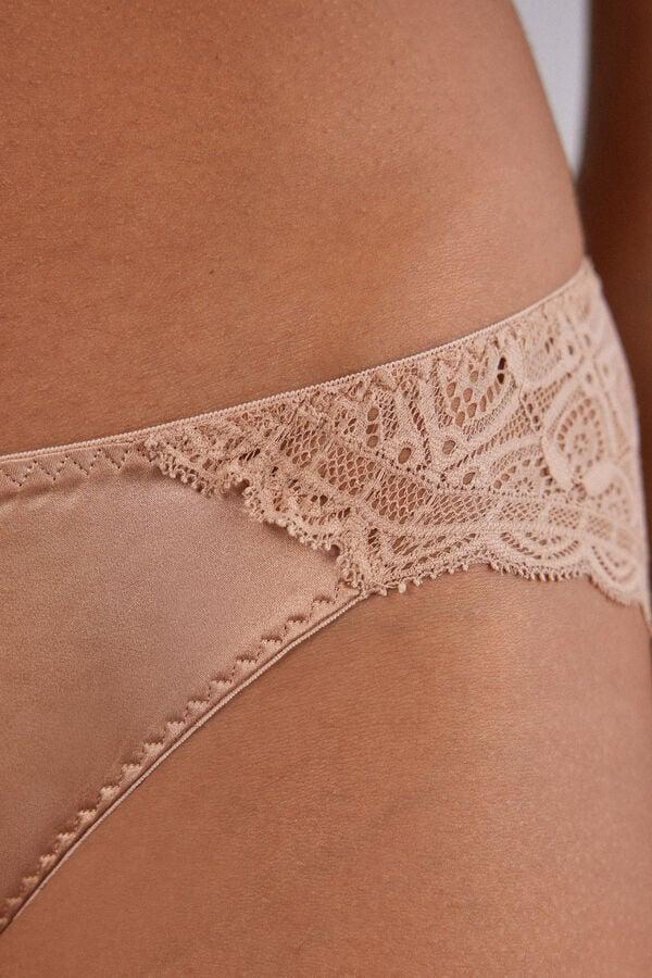 Intimissimi Braguita de Seda y Encaje