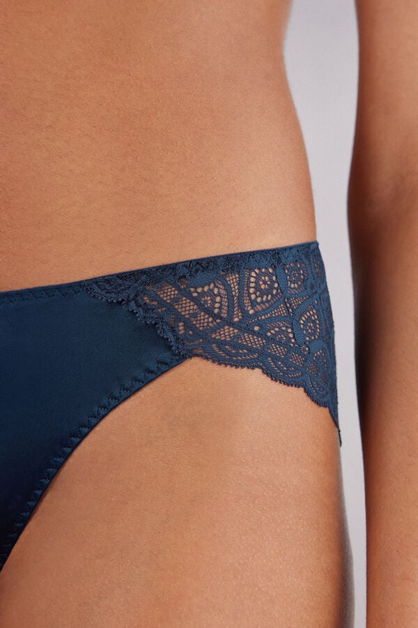 Intimissimi Braguita de Seda y Encaje
