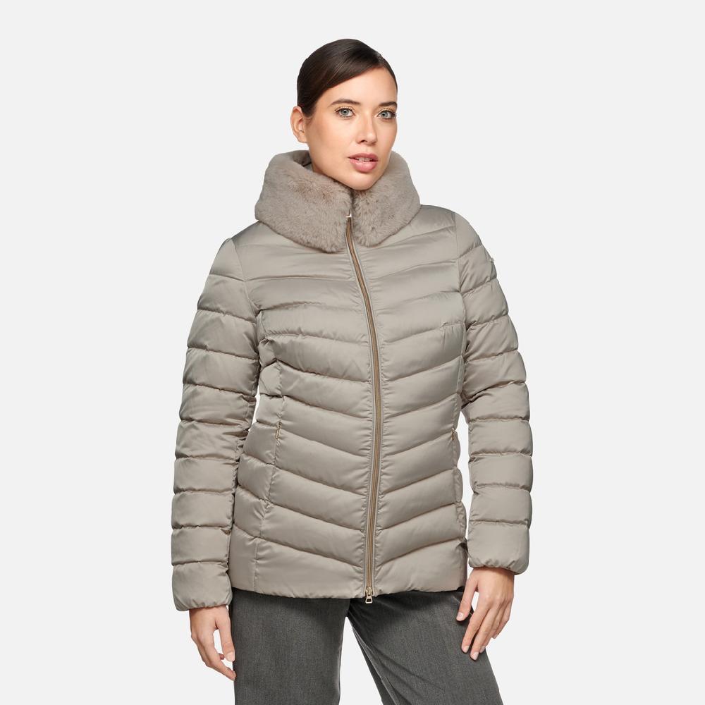 Geox Bettanie Mujer W4626TT3122F5025 Plumífero Corto