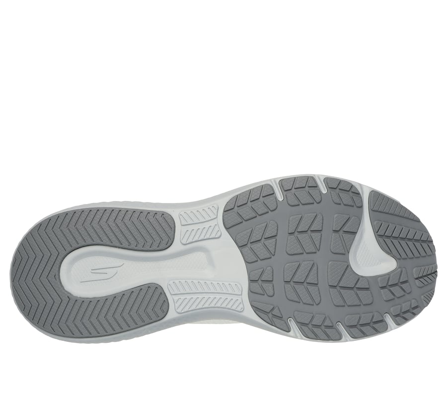 Skechers GO RUN Supersonic Max