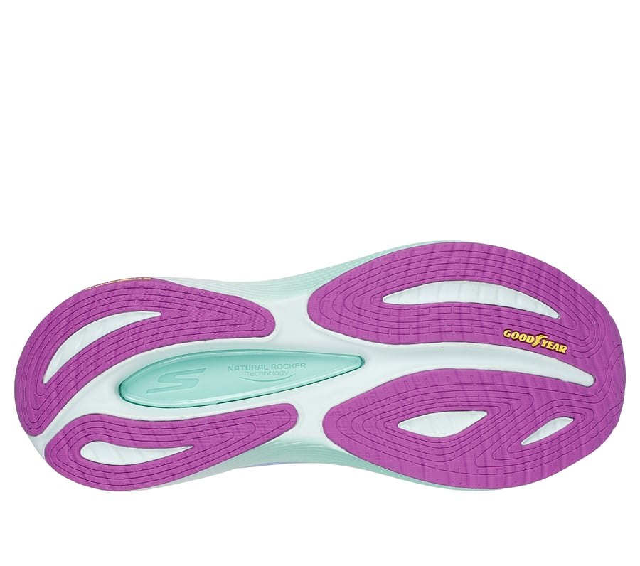 Skechers Max Cushioning Propulsion