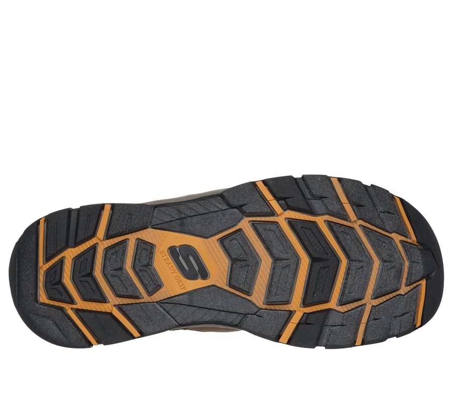 Skechers Relaxed Fit: Tresmen - Menard