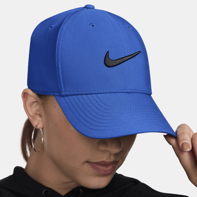Nike Nike Dri-FIT ClubGorra Estructurada Con Logotipo Swoosh