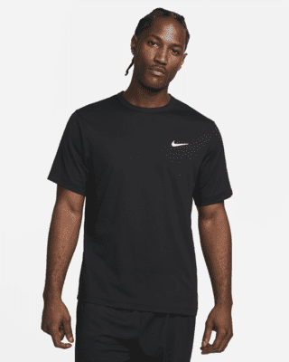 Nike Nike HyverseCamiseta de manga corta Dri-FIT versátil con protección UV - Hombre