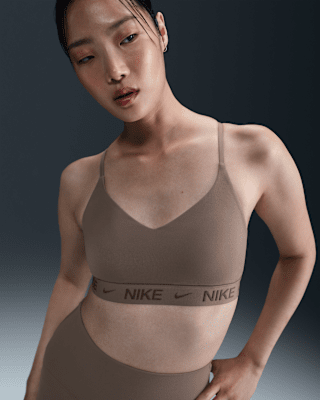 Nike Nike Indy Light SupportSujetador deportivo regulable con acolchado - Mujer