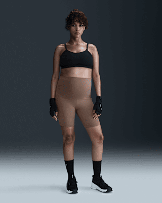 Nike Nike (M) OneMallas cortas de talle alto con bolsillos de 20 cm Dri-FIT (Maternity) - Mujer