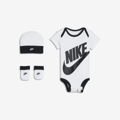 Nike NikeConjunto De Tres Piezas - Bebé (0-6 M)