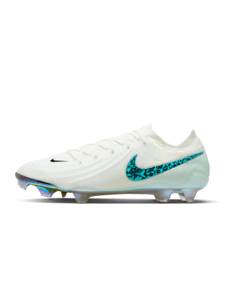 Nike Nike Phantom GX 2 Elite LV8Botas de fútbol de perfil bajo para terreno firme
