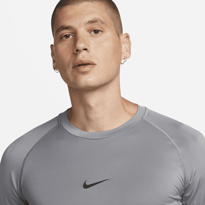 Nike Nike ProCamiseta De Fitness Dri-FIT De Manga Corta Ceñida - Hombre