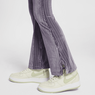 Nike Nike SportswearLeggings De Canalé Acampanados De Talle Alto - Niña