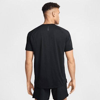 Nike Nike StrideCamiseta De Running Dri-FIT ADV De Manga Corta - Hombre
