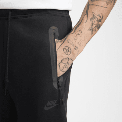 Nike Nike TechPantalón De Tejido Fleece Con Dobladillo Abierto - Hombre