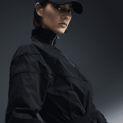 Nike Nike WindrunnerChaqueta De Tejido Woven Y Ajuste Holgado Con Cremallera Completa Y Protección UV - Mujer