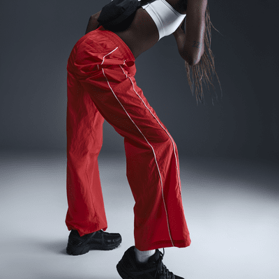 Nike Nike WindrunnerPantalón De Talle Alto Y Tejido Woven Con Dobladillo Abierto - Mujer