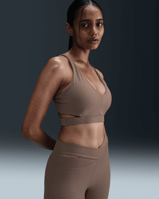 Nike Nike Zenvy RibSujetador deportivo de sujeción ligera con almohadilla - Mujer