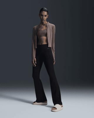 Nike Nike ZenvyLeggings acampanados de talle alto - Mujer