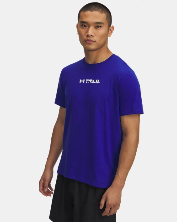 Under Armour Camiseta estampada UA Trail Run para hombre  