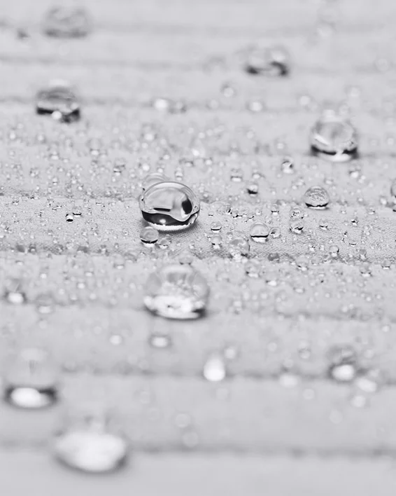 Under Armour Chaleco UA Drive Pro Storm Lightweight Insulated Para Mujer  