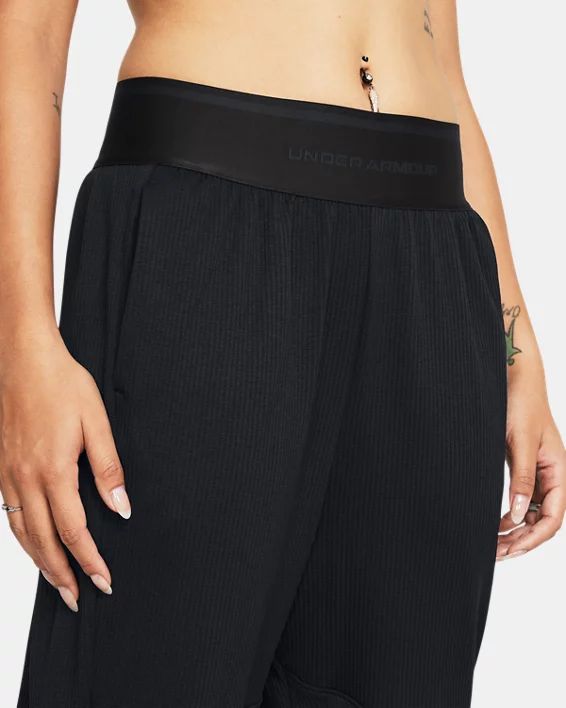 Under Armour Pantalón Acanalado UA Journey Para Mujer  