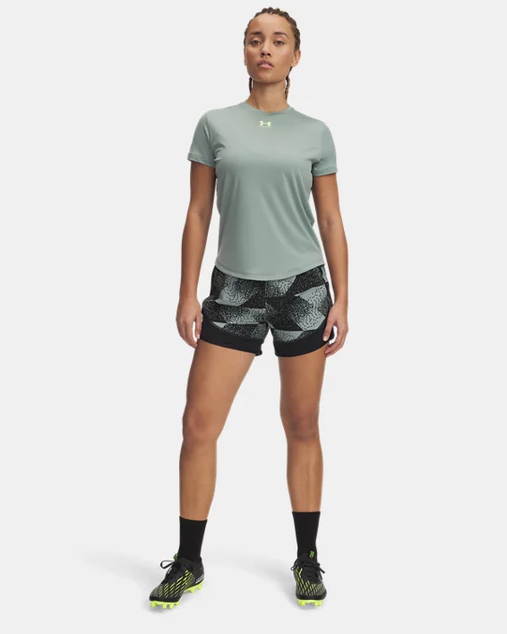 Under Armour Pantalón Corto Estampado UA Challenger Pro Para Mujer  