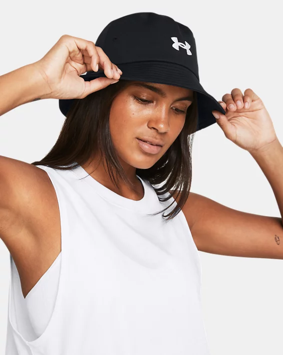 Under Armour Sombrero Tipo Pescador UA Blitzing Para Mujer  