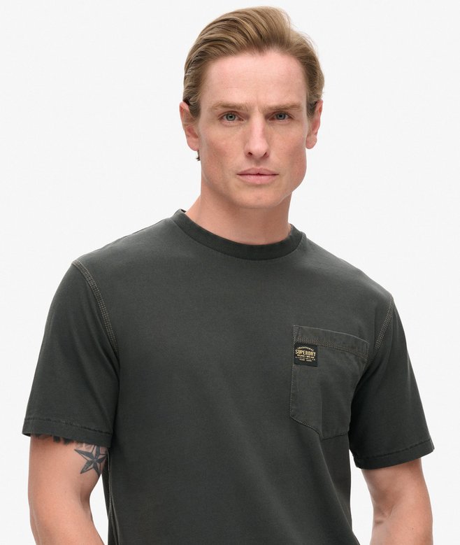 Superdry Camiseta Con Pespuntes Y Bolsillo En Contraste