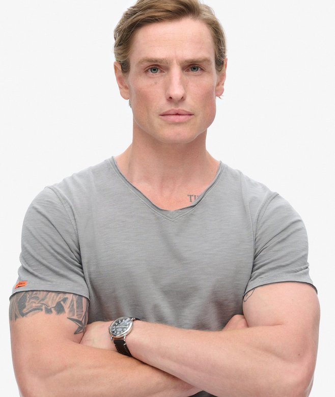 Superdry Camiseta Flameada Con Cuello De Pico Raw Edge
