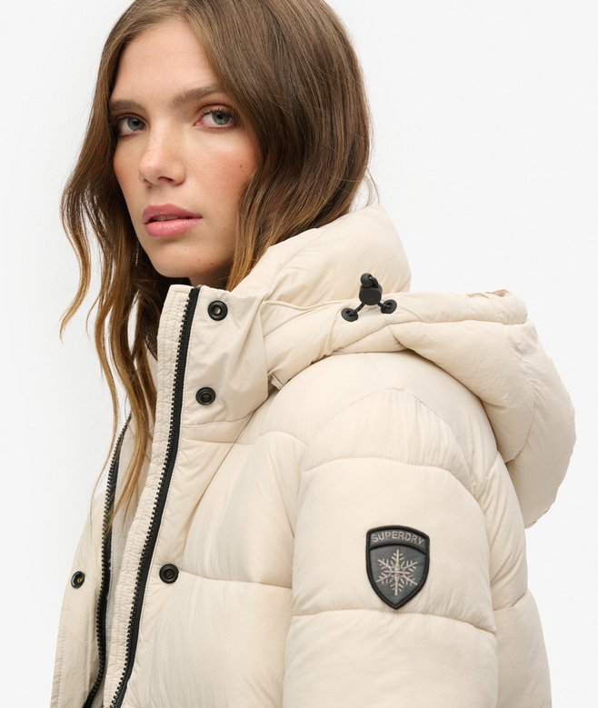 Superdry Cazadora Acolchada Corta Con Capucha Y Ribete De Pelo Sintético